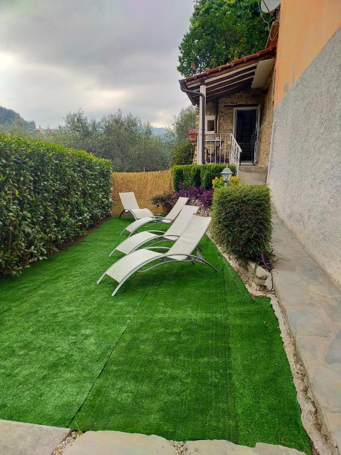 Casa Vacanze Sole Borghetto d'Arroscia Exterior photo